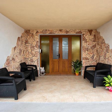 Da Mario & Marianna Apartment Campanedda Екстериор снимка