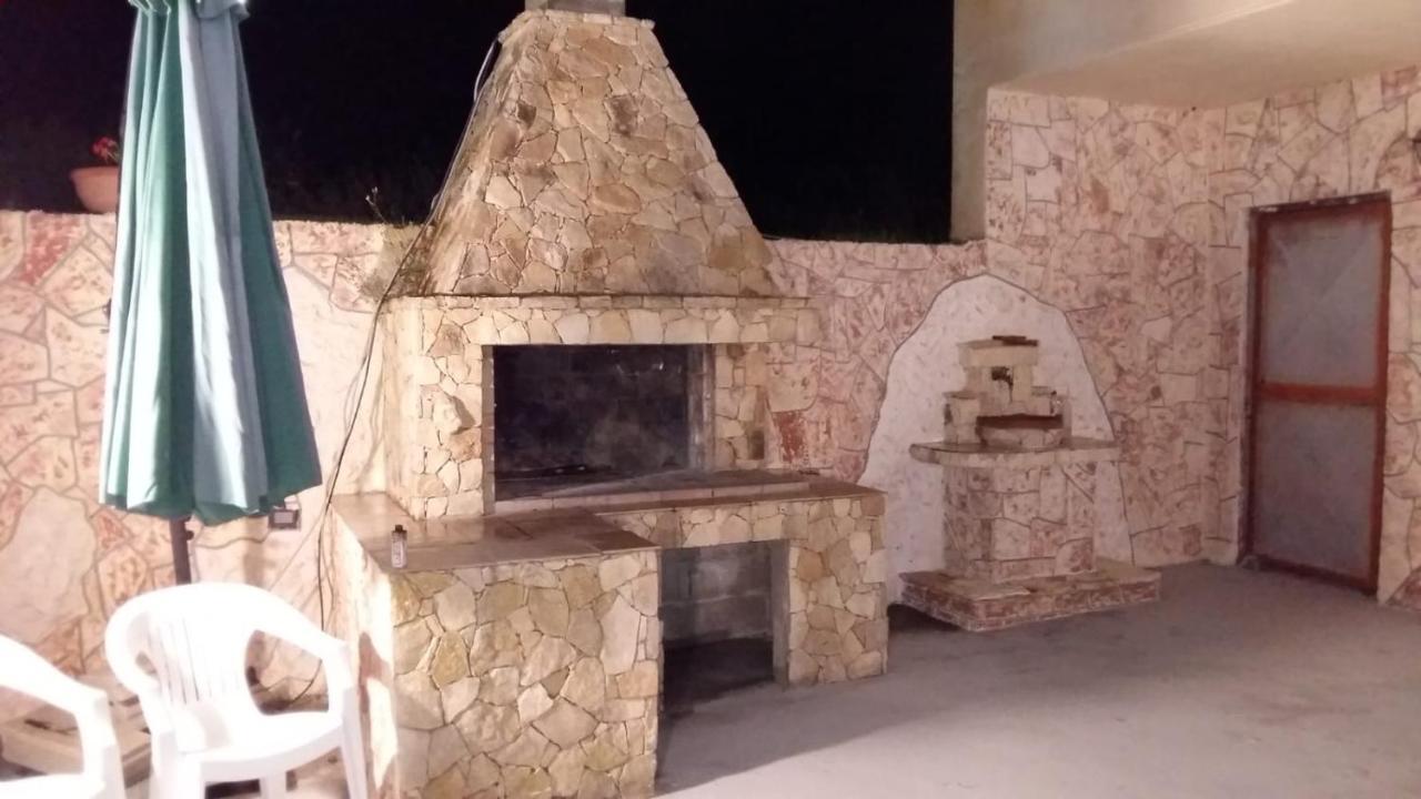 Da Mario & Marianna Apartment Campanedda Екстериор снимка